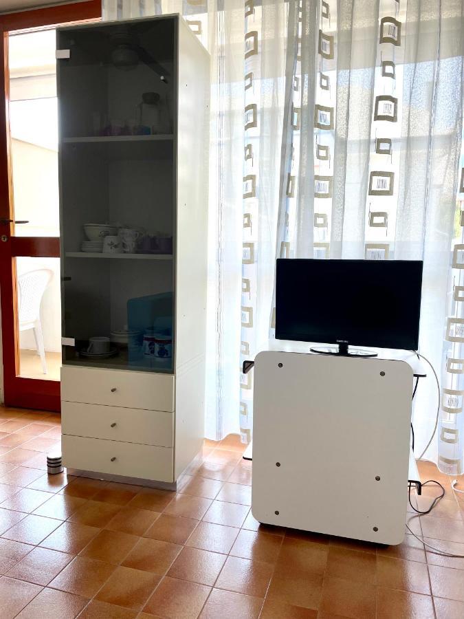 Condominio Centrale 104 Lignano Sabbiadoro Eksteriør bilde
